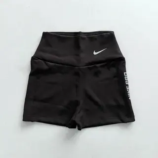 شورتک nike pro مشکی 40 تا 44